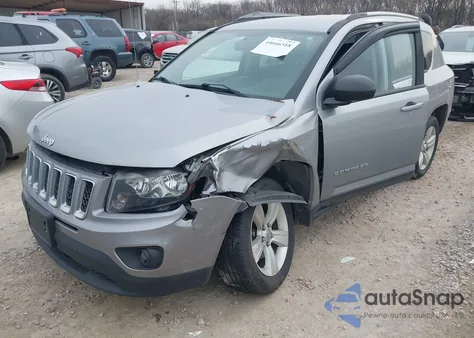 2016 Jeep Compass Sport из США, поврежденный, VIN 1C4NJCBA5GD743492